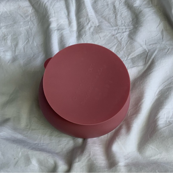 Ali+Oli Silicone Suction Bowl Dusty Rose Baby Feeding Dish - Picture 4 of 4